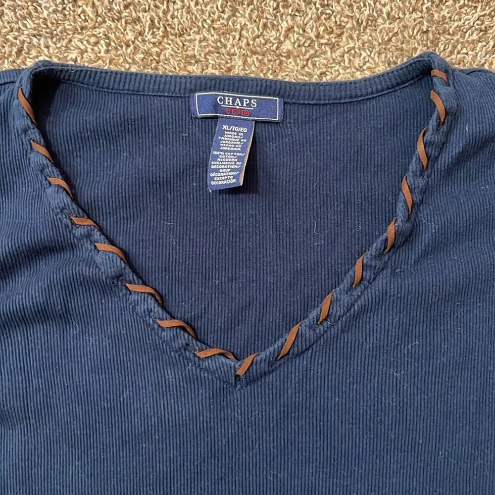 Chaps V neck top